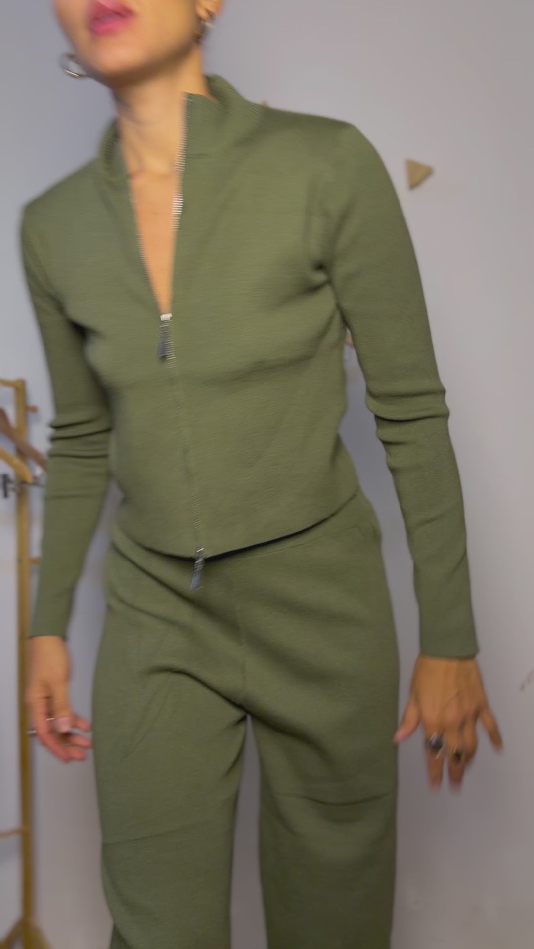 CONJUNTO TRICOT COM ZÍPER